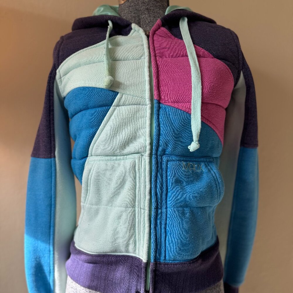 Matix Zip Up Sweater with hood - XS